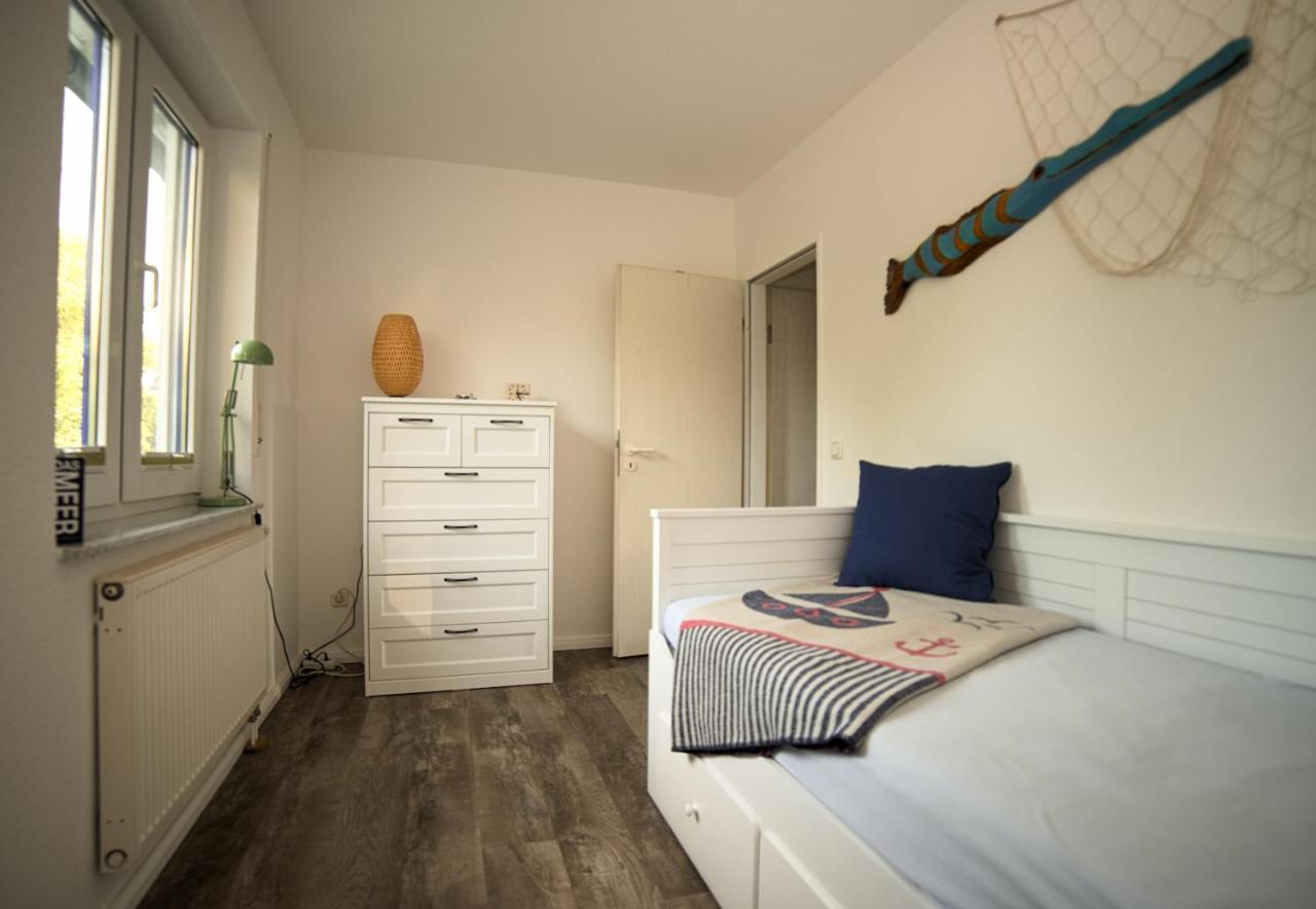 Schoene Ferienwohnung Breege Extérieur photo